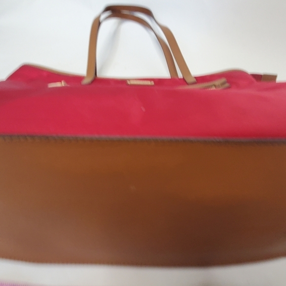 Michael Kors Women's Red Tote Bag - Picture 8 of 13